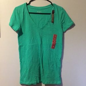 🆕 NWT XS Merona v-neck🆕